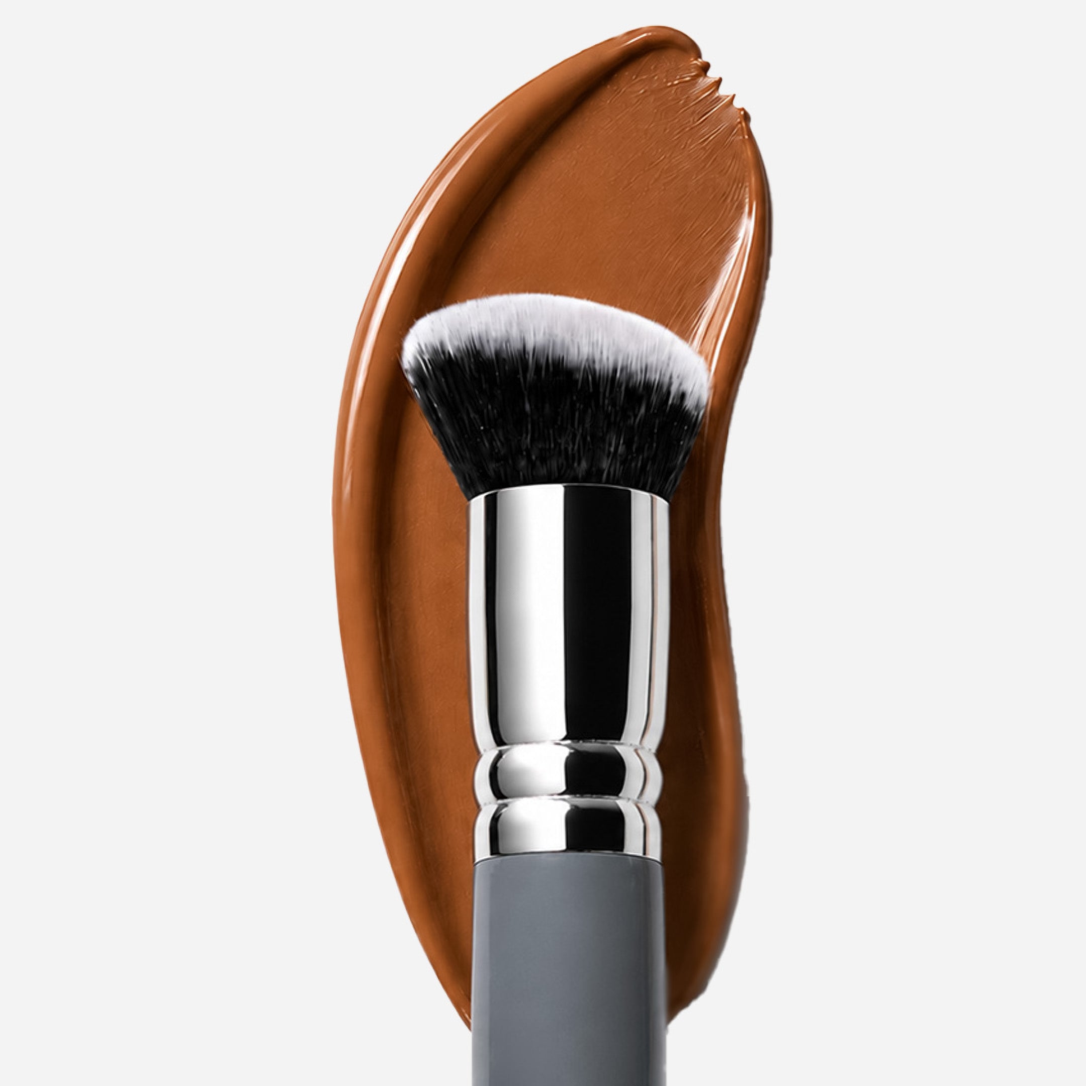 107 - MY FLAWLESS FOUNDATION BRUSH