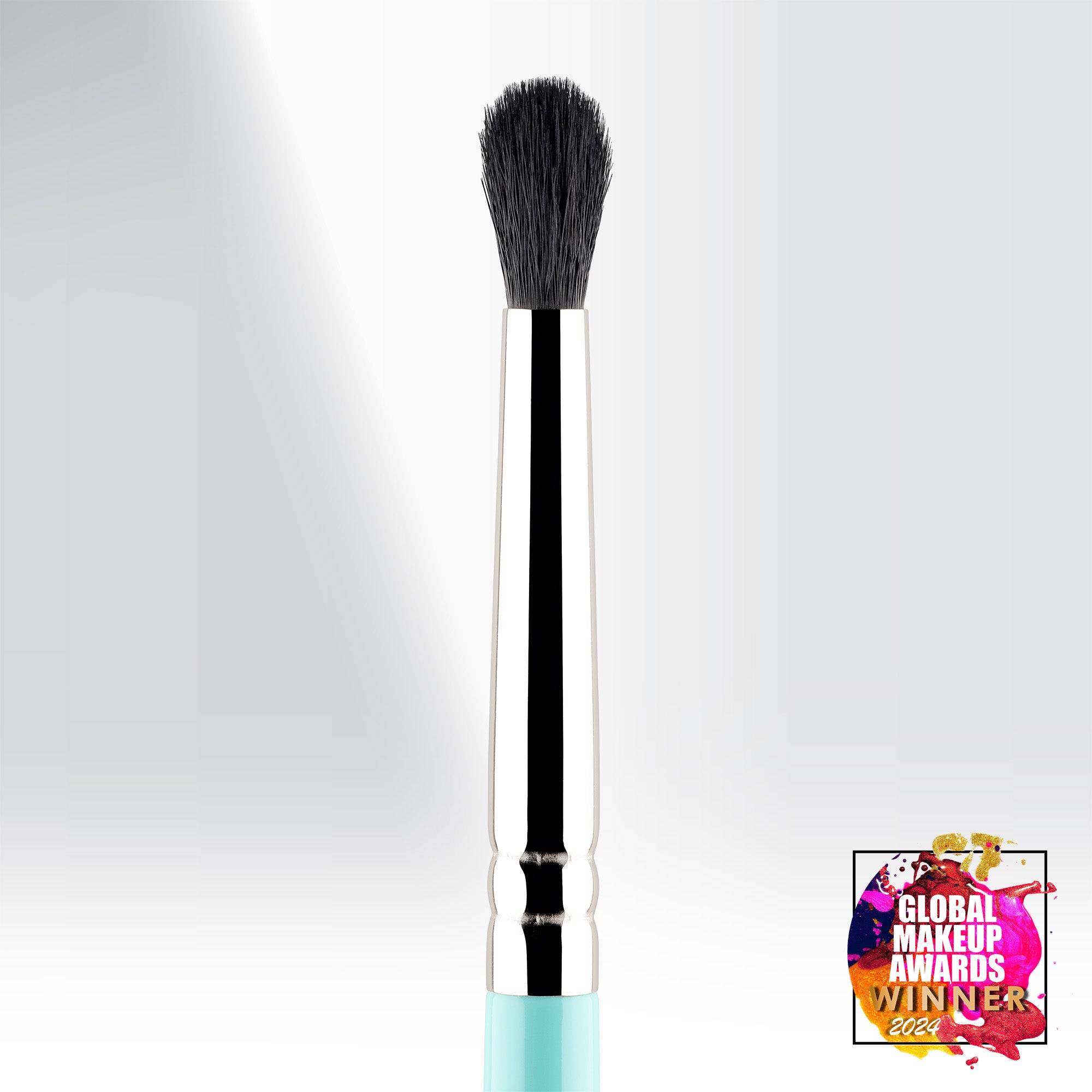 242 - MY PRECISE CREASE BRUSH - MYKITCO.™
