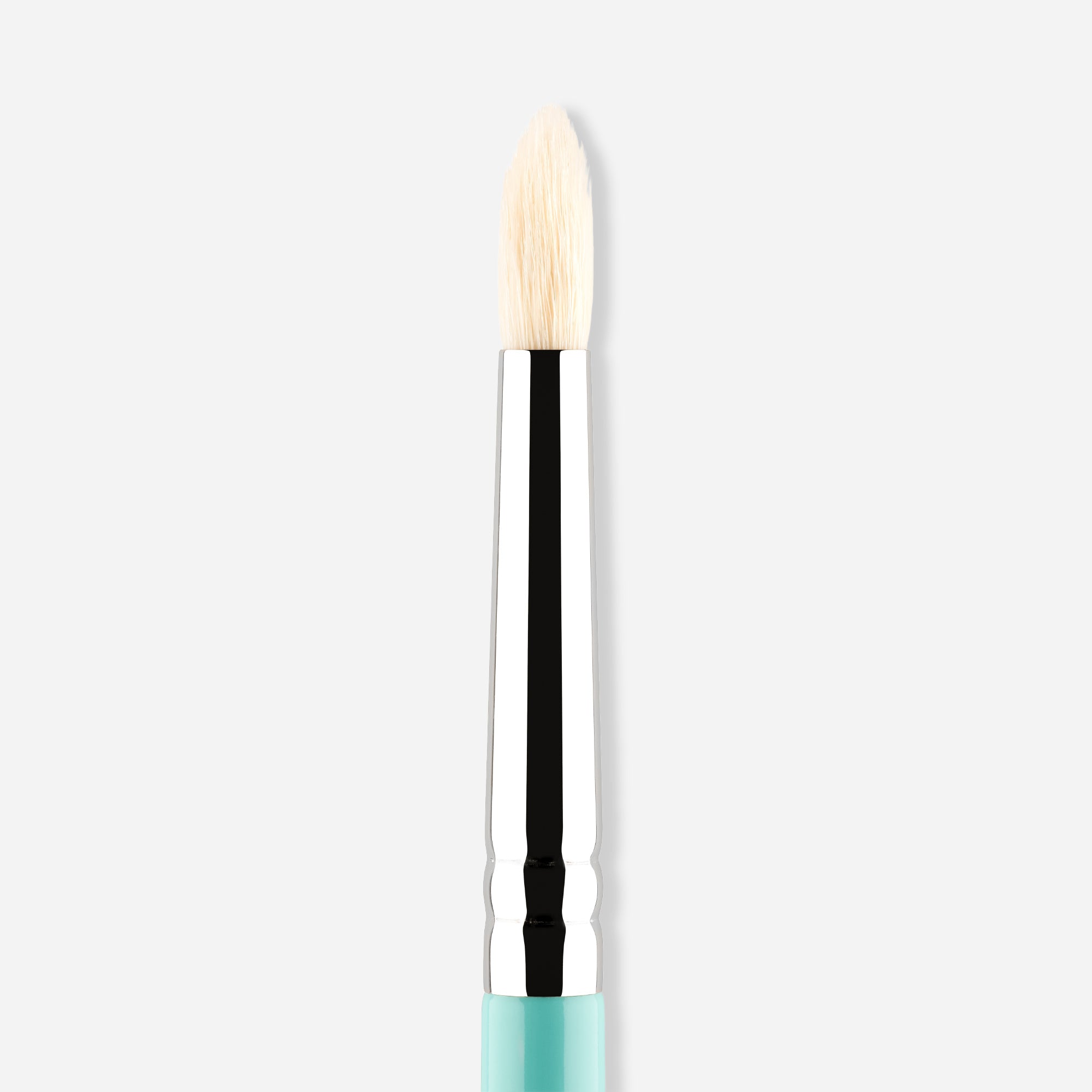 243 - MY TAPERED CREASE BRUSH