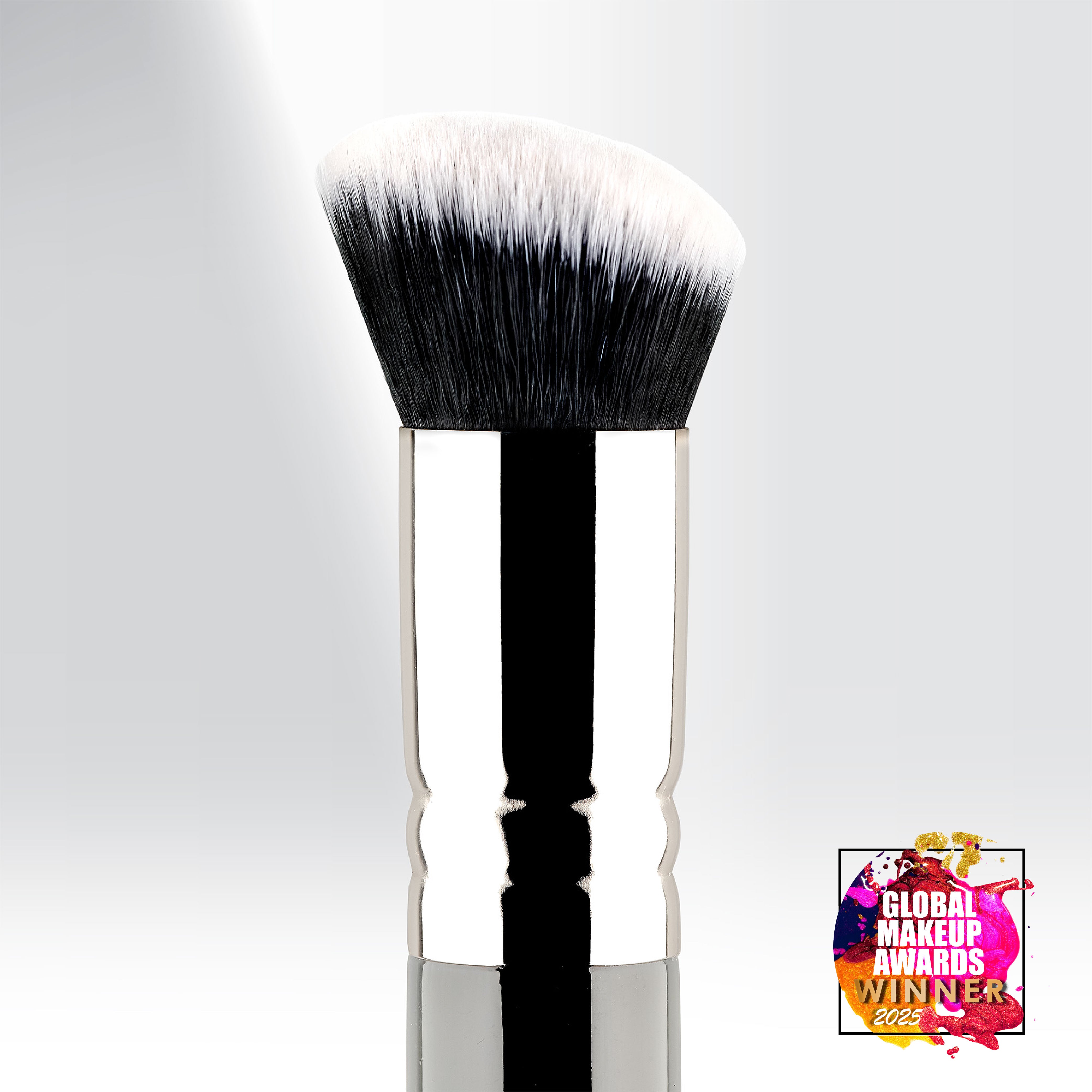 107 - MY FLAWLESS FOUNDATION - MYKITCO.™