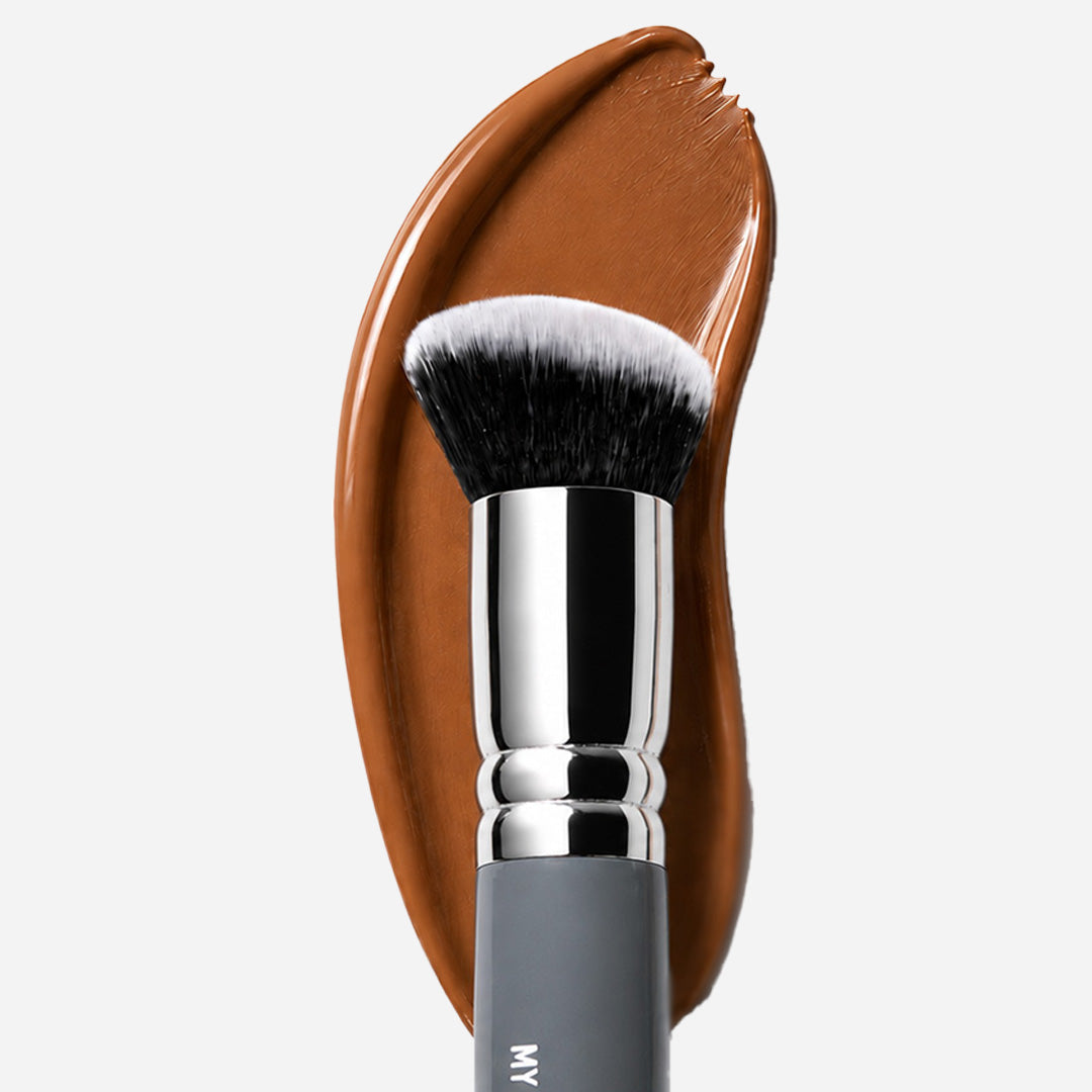 107 - MY FLAWLESS FOUNDATION BRUSH