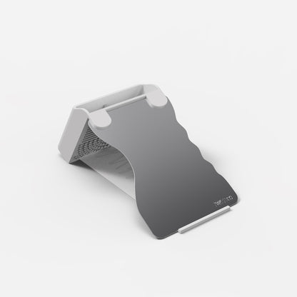 MYNETICS™ 'ON HAND' KIT - white hand-held magnetic makeup palette kit by MYKITCO.