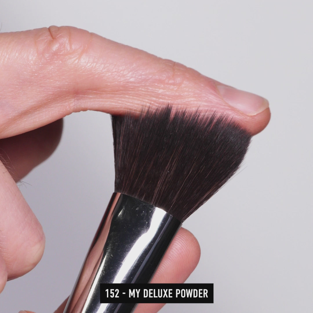 152 - MY DELUXE POWDER