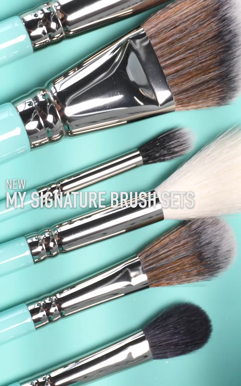 Load video: NEW IN MY SIGNATURE BRUSH SETS