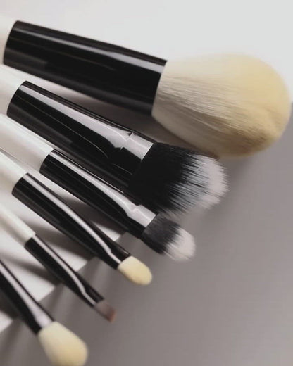 MYKITCO TO GO! BRUSH SET
